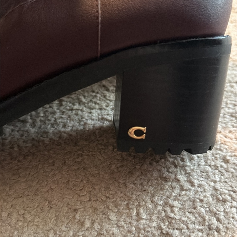 Burgundy Coach boots never worn 9.5 - Picture 3 of 5